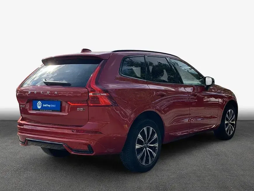 Gebraucht Volvo XC60 Plus 250 PS (183 kW) 2025 Fusionred metallic SUV