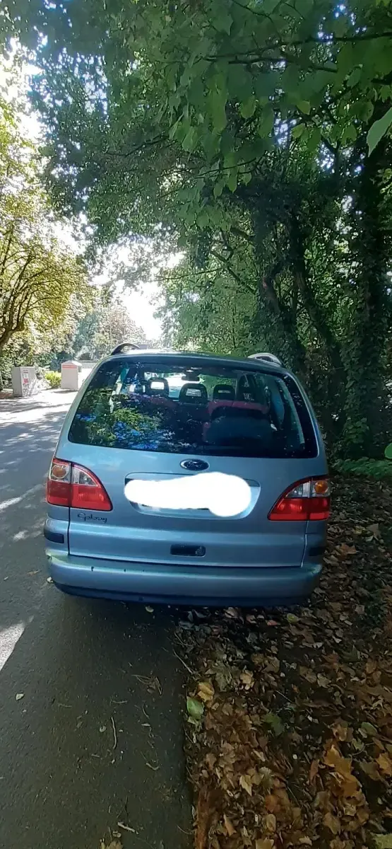 Gebraucht Ford Galaxy 116 PS (85 kW) 2005 Silber Van / Kleinbus