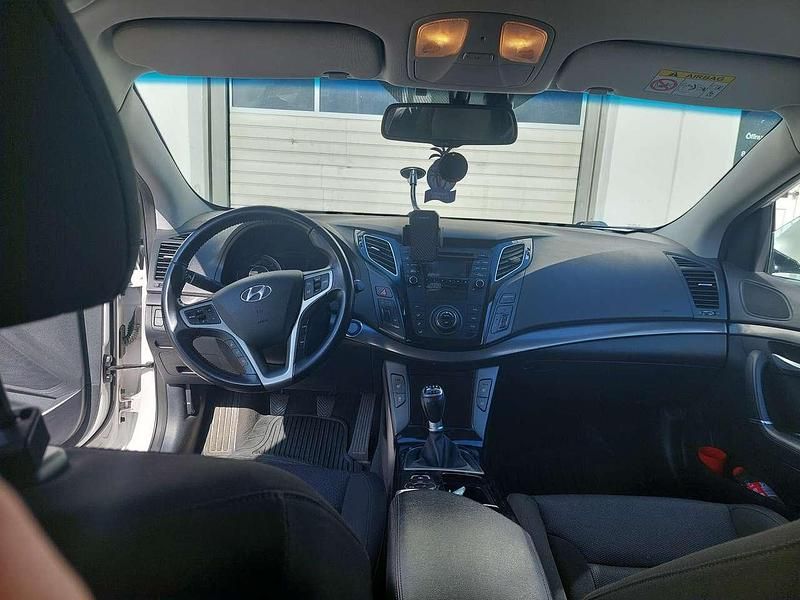 Gebraucht 2015 Hyundai i40 Premium Kombi | 8.600 € (Fairer Preis) - Bild 1/4