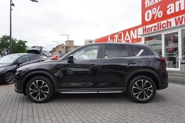 Gebraucht Mazda CX-5 Newground 165 PS (121 kW) 2022 Jet black metallic (metallic) SUV