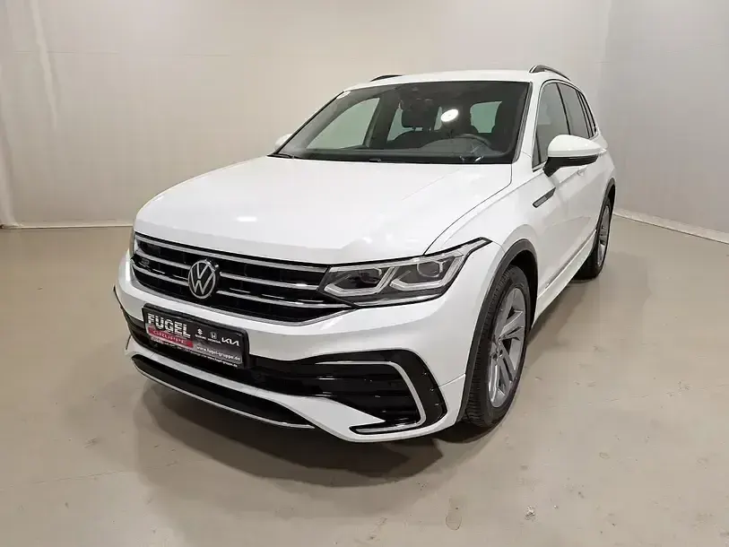 Gebraucht VW Tiguan R-line 190 PS (139 kW) 2022 Pure white SUV