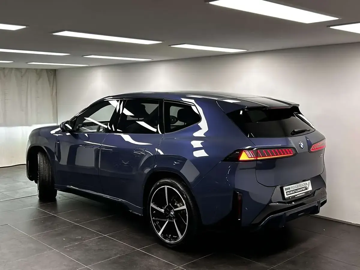Gebraucht BMW iX3 M Sport 344 kW (469 PS) 2025 Ocean wave blau SUV