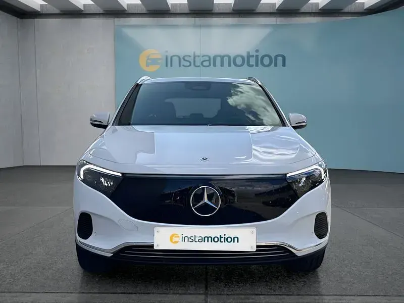 Gebraucht Mercedes EQA300 167 kW (228 PS) 2025 Weiß SUV