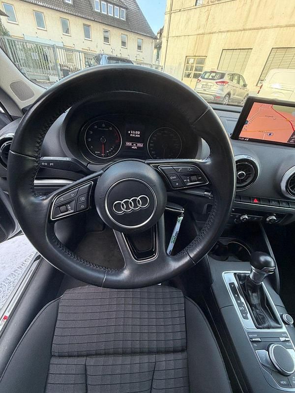 Gebraucht Audi A3 S-Line 150 PS (110 kW) 2018 Silber Limousine