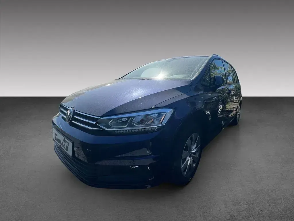 Gebraucht VW Touran Comfortline 150 PS (110 kW) 2023 Blau Van / Kleinbus