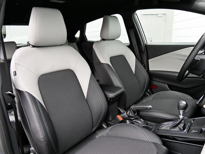 Neu Ford Puma 125 PS (91 kW) 2025 Silber SUV