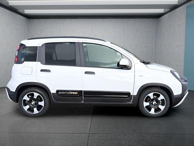 Neu Fiat Panda Cross Cross 65 PS (47 kW) 2026 Weiß Kleinwagen