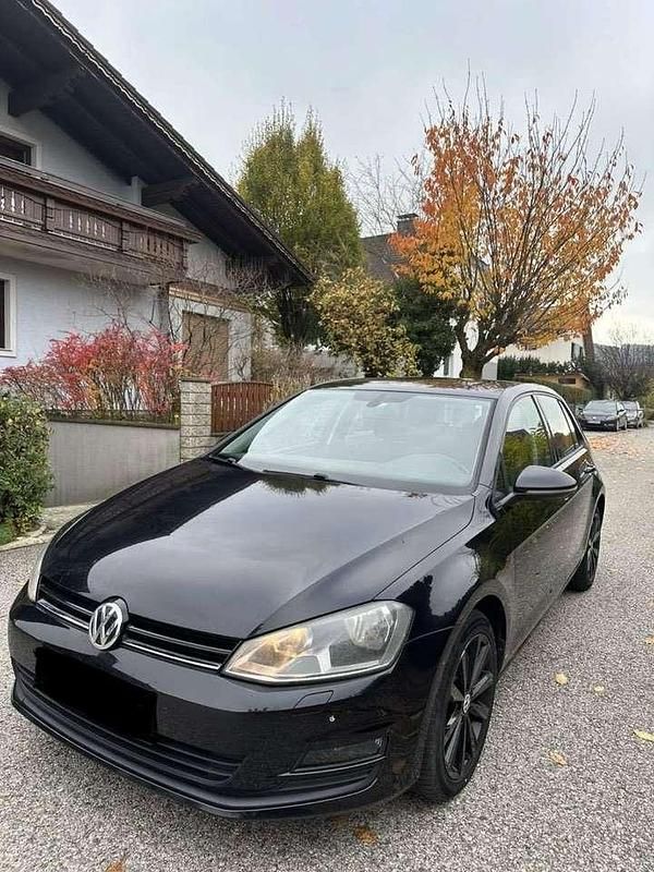 Schwarz Gebraucht 2013 VW Golf Trendline Limousine | 5.300 € (Superpreis) - Bild 1/4