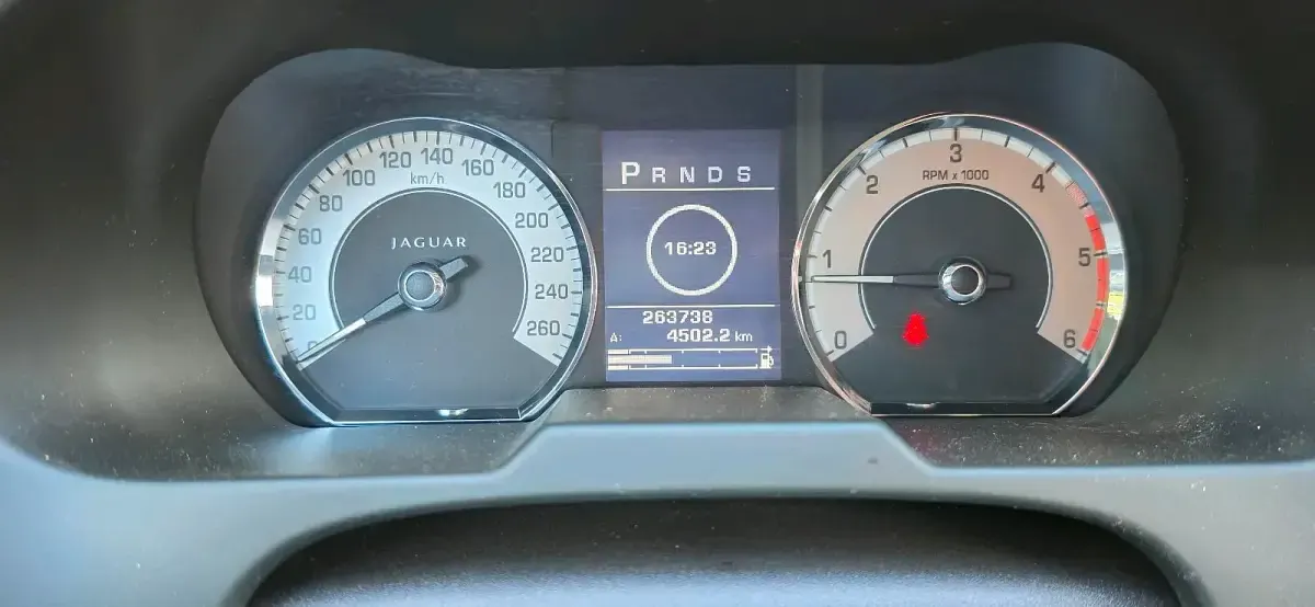 Gebraucht Jaguar XF 211 PS (155 kW) 2011 Schwarz Limousine