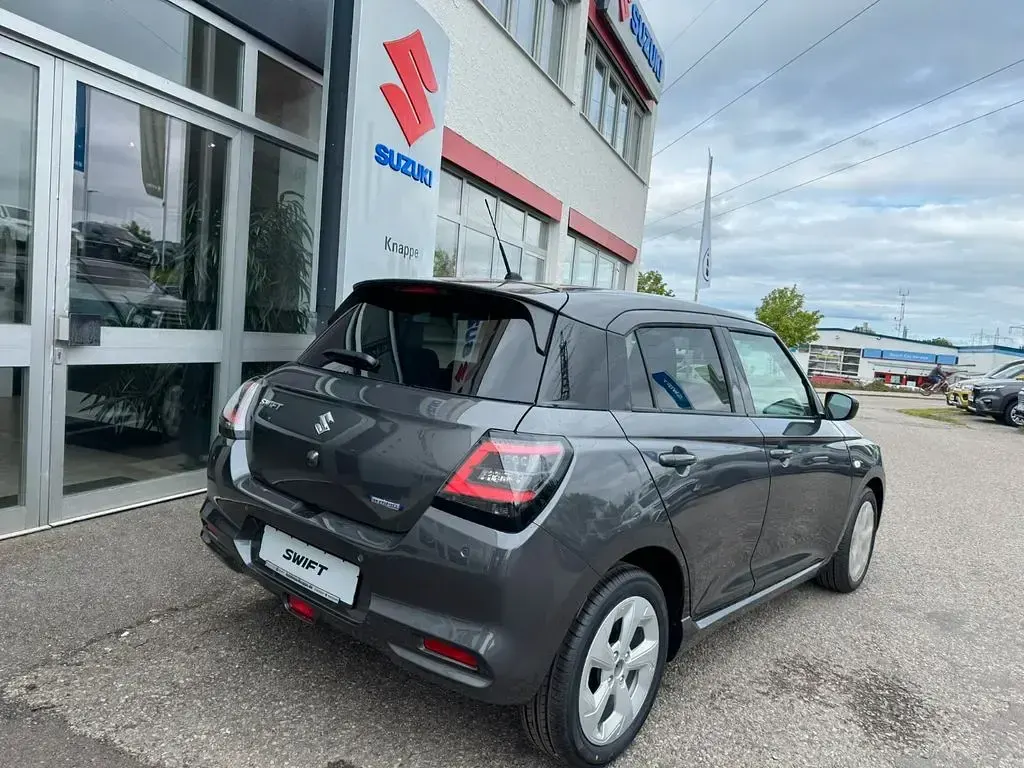 Gebraucht Suzuki Swift Comfort 83 PS (61 kW) 2026 Grau Kleinwagen