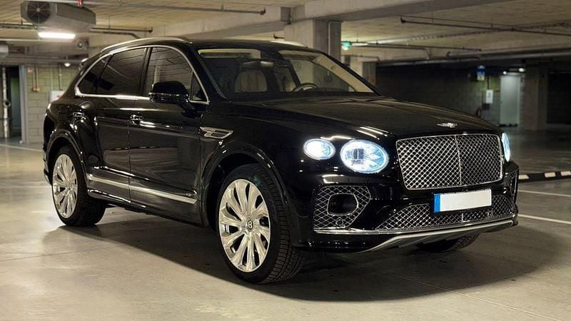 Gebraucht Bentley Bentayga Mulliner 551 PS (405 kW) 2022 Schwarz SUV