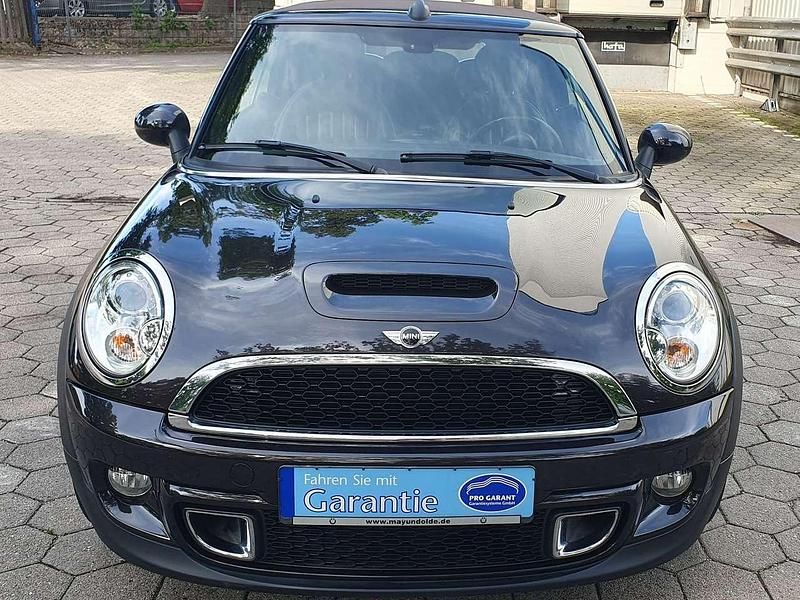 Gebraucht Mini Cooper S Cabriolet 184 PS (135 kW) 2013 Iced chocolate Cabrio