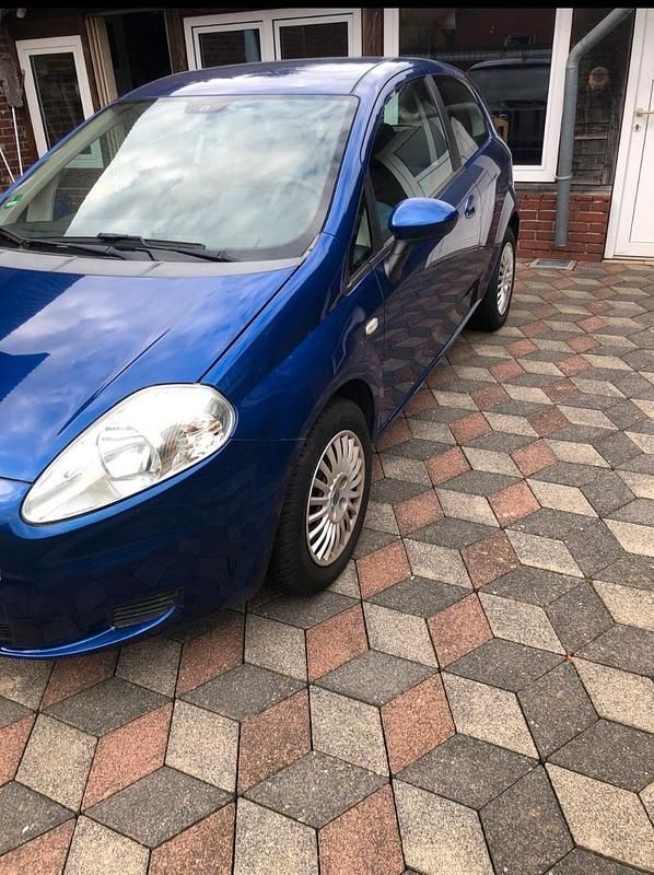 Gebraucht Fiat Punto 95 PS (69 kW) 2007 Blau Kleinwagen