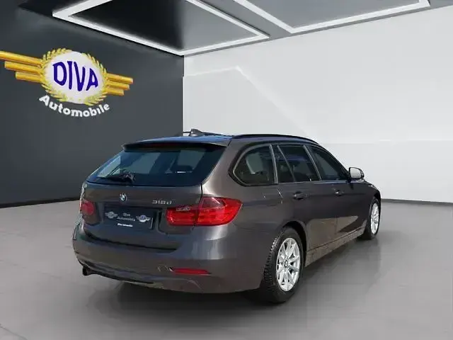Gebraucht BMW 318 Comfort Edition 143 PS (105 kW) 2015 Braun Kombi