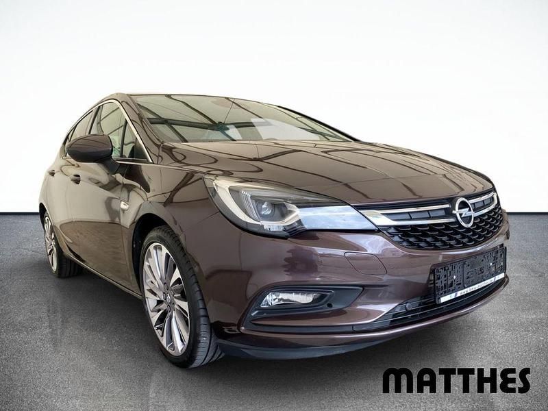 M2) (braun Gebraucht 2015 Opel Astra Innovation Limousine | 9.950 € (Fairer Preis) - Bild 1/4