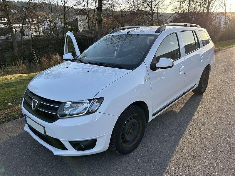 Gebraucht Dacia Logan MCV Lauréate 90 PS (66 kW) 2014 Weiß Kombi