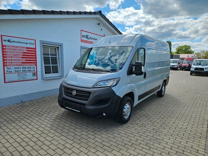 Grau Gebraucht 2020 Fiat Ducato Van | 21.900 € (Guter Preis) - Bild 1/4
