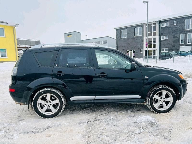 Schwarz Gebraucht 2009 Mitsubishi Outlander SUV | 4.800 € (Guter Preis) - Bild 1/4