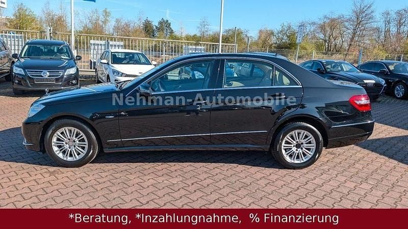 Gebraucht Mercedes E350 292 PS (214 kW) 2010 Schwarz Limousine