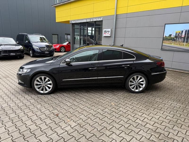 Second-hand VW CC Basis 150 CP (110 kW) 2016 Negru Berlinǎ