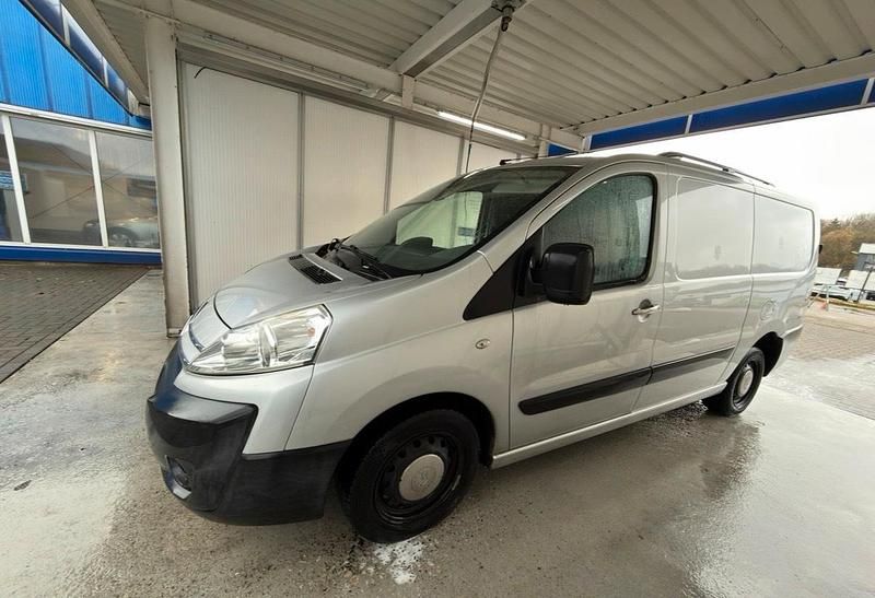 Gebraucht Citroën Jumpy 90 PS (66 kW) 2010 Silber Van / Kleinbus