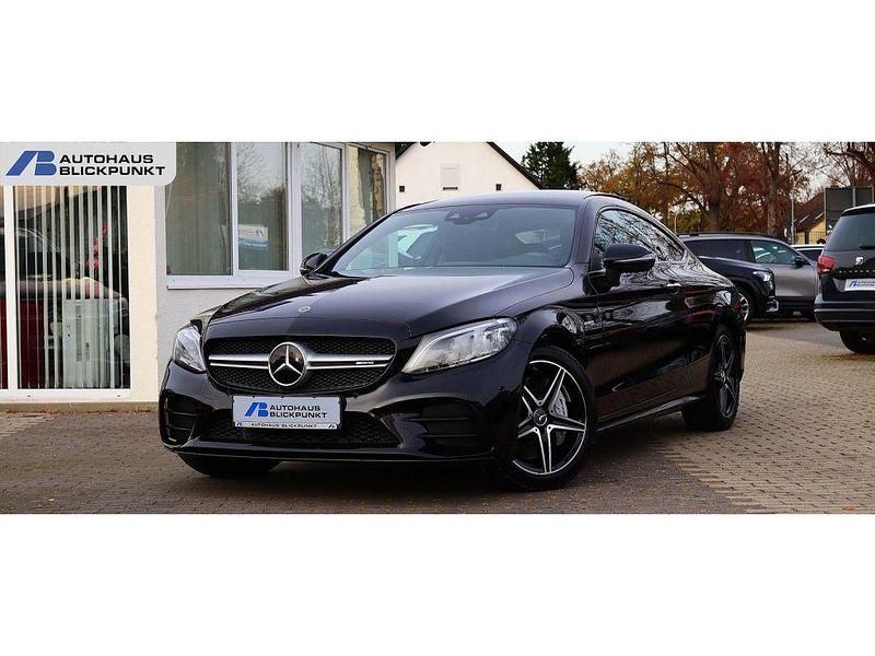 Obsidianschwarz (metallic) Gebraucht 2021 Mercedes C43 AMG AMG Coupé | 47.980 € (Guter Preis) - Bild 1/4