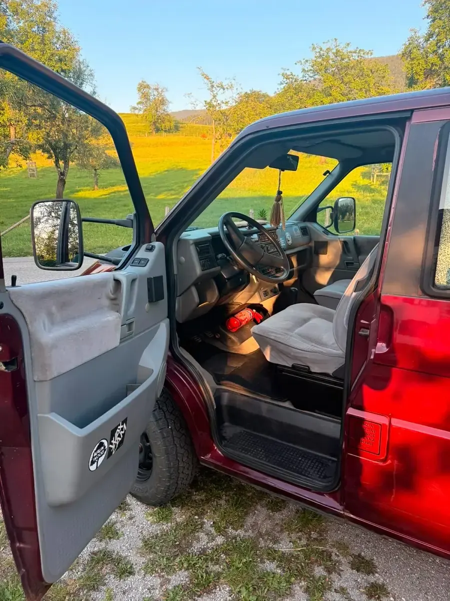 Gebraucht VW T4 110 PS (80 kW) 1994 Rot Van