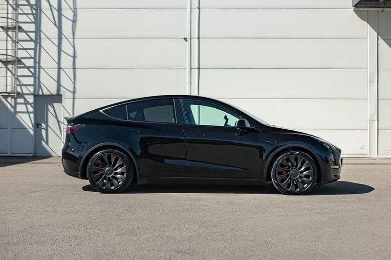 Brugt Tesla Model Y Performance 320 kW (436 HK) 2023 Sort SUV