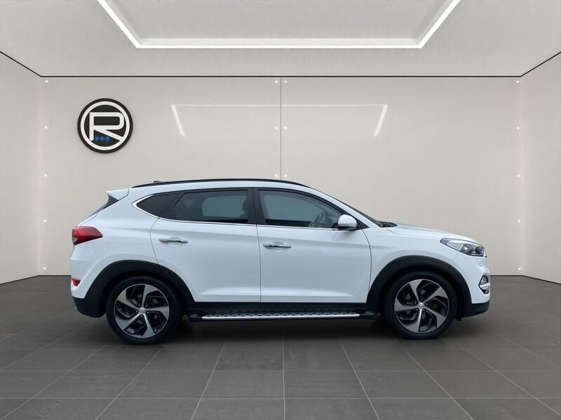 Gebraucht Hyundai Tucson 177 PS (130 kW) 2017 Weiß SUV