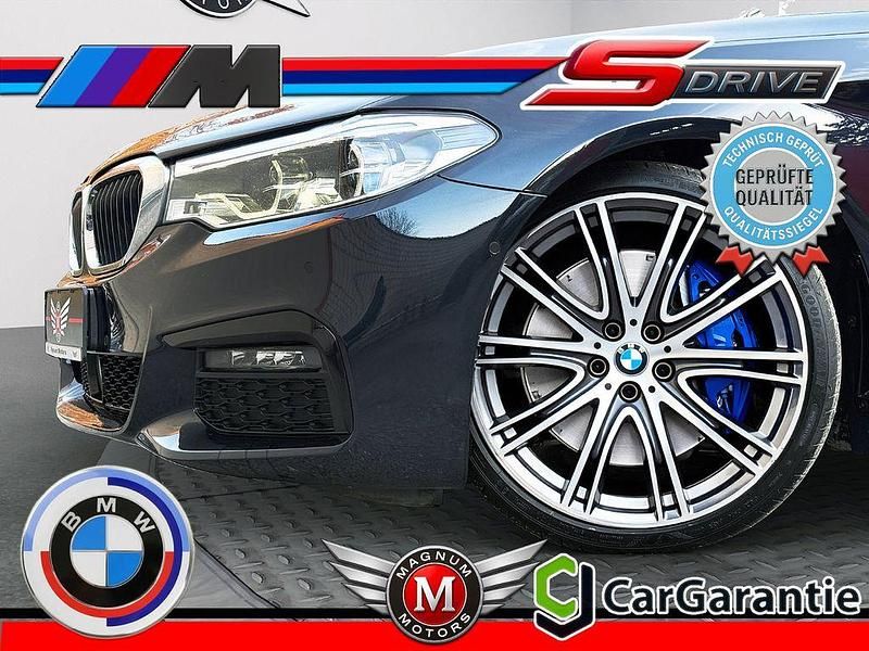 Carbonschwarz Gebraucht 2021 BMW 530 M Sport Kombi | 30.990 € (Fairer Preis) - Bild 1/4