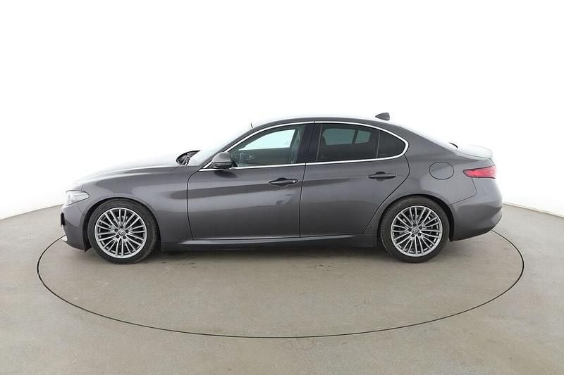 Gebraucht Alfa Romeo Giulia Super 180 PS (132 kW) 2016 Grau Limousine