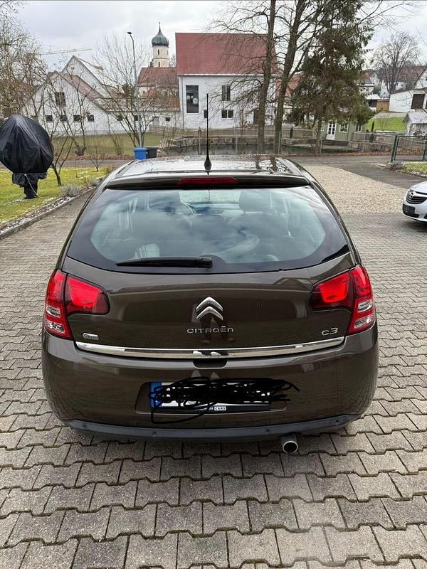 Second-hand Citroën C3 SELECTION 92 CP (67 kW) 2012 Maro Berlinǎ