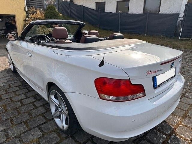 Gebraucht BMW 125 Cabriolet 218 PS (160 kW) 2010 Weiß Cabrio