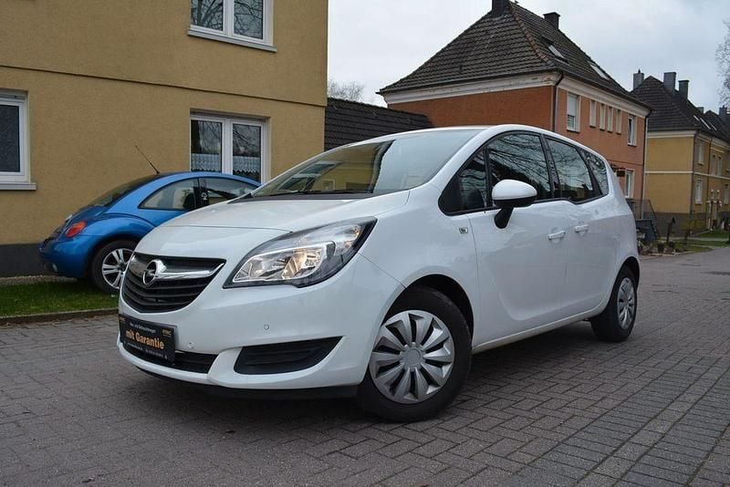 Gebraucht Opel Meriva Edition 101 PS (74 kW) 2017 Weiß Van / Kleinbus