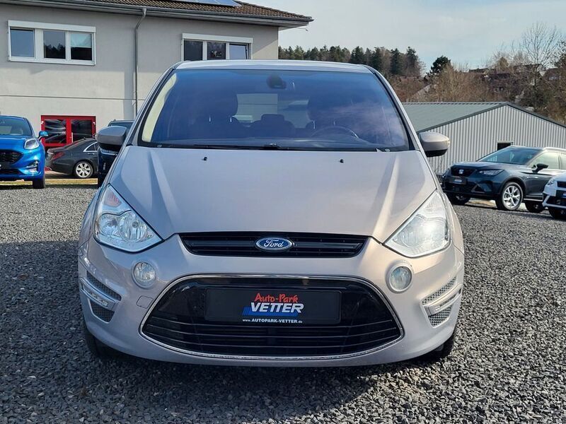 Gebraucht Ford S-MAX Titanium 163 PS (119 kW) 2011 Silber Van / Kleinbus