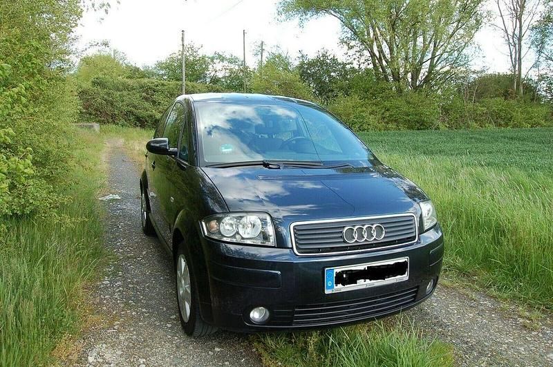 Gebraucht Audi A2 75 PS (55 kW) 2004 Blau Kleinwagen