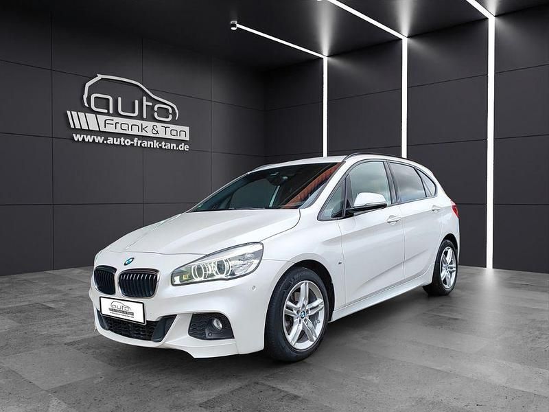 Weiß Gebraucht 2016 BMW 218 Active Tourer M Sport Van / Kleinbus | 14.990 € (Fairer Preis) - Bild 1/4