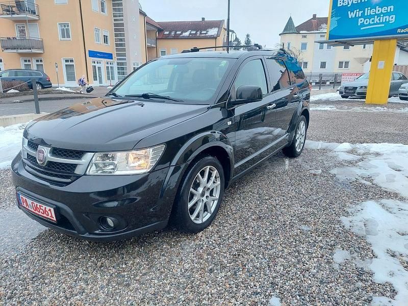 Gebraucht Fiat Freemont Lounge 140 PS (102 kW) 2012 Schwarz SUV