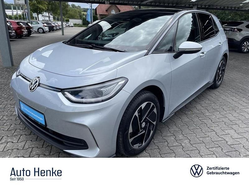 Silber Gebraucht 2024 VW ID.3 Pro Kleinwagen | 33.998 € (Fairer Preis) - Bild 1/4