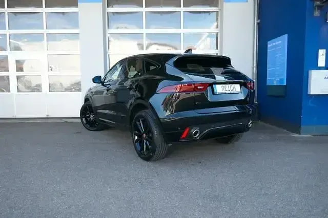 Gebraucht Jaguar E-Pace R-Dynamic 300 PS (220 kW) 2021 Schwarz SUV