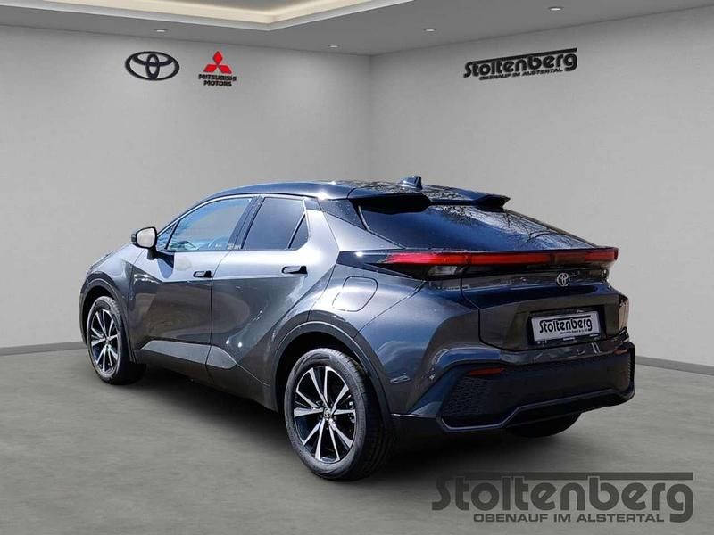 Neu Toyota C-HR 223 PS (164 kW) 2025 Grey metallic (1g3)/ black (20 SUV