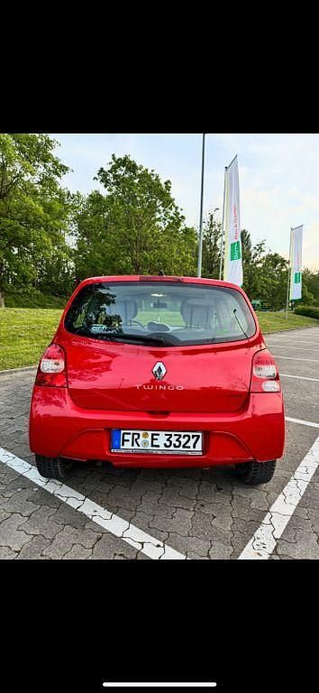 Gebraucht Renault Twingo 76 PS (55 kW) 2009 Rot Kleinwagen