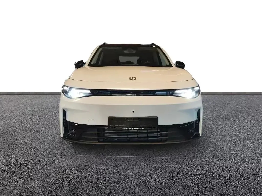 Nouă Leapmotor C10 219 kW (299 CP) 2026 Alb SUV