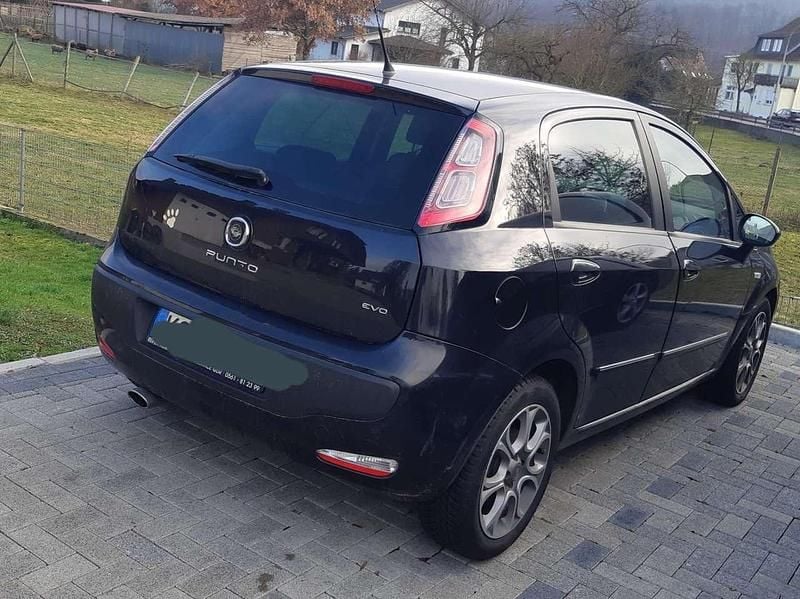 Schwarz Gebraucht 2010 Fiat Punto Evo Dynamic Kleinwagen | 2.490 € (Guter Preis) - Bild 1/4