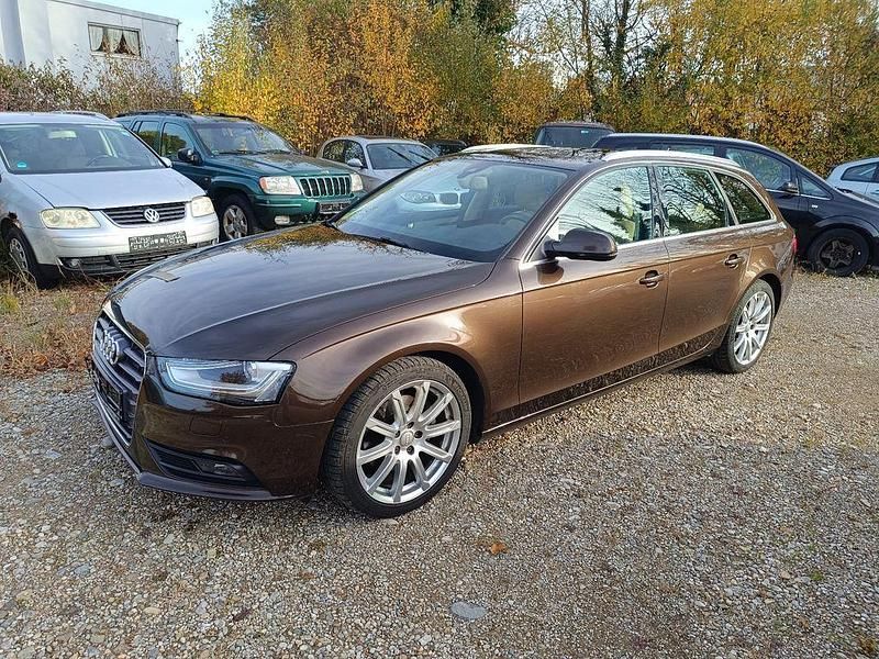 Teakbraun Gebraucht 2013 Audi A4 Kombi | 11.111 € (Fairer Preis) - Bild 1/4