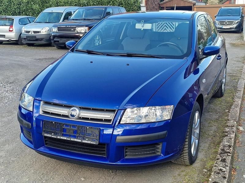 Gebraucht Fiat Stilo 104 PS (76 kW) 2006 Blau Kleinwagen