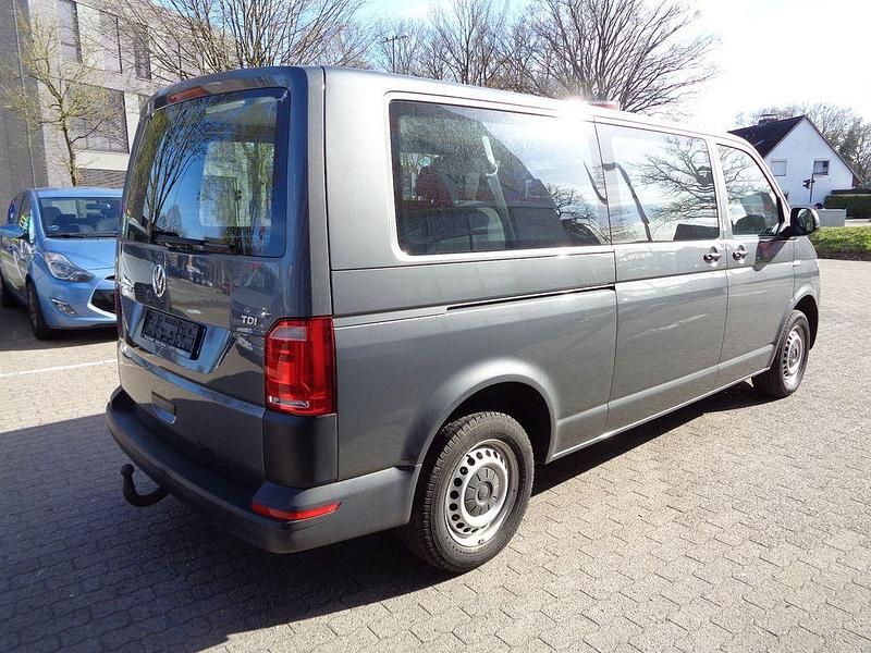Gebraucht VW T6 102 PS (75 kW) 2016 Grau Van