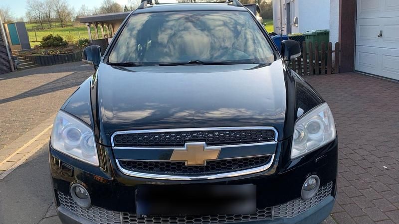 Gebraucht Chevrolet Captiva LS 150 PS (110 kW) 2008 Schwarz SUV