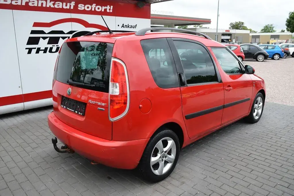 Gebraucht Skoda Roomster Family 86 PS (63 kW) 2011 Rot Van / Kleinbus