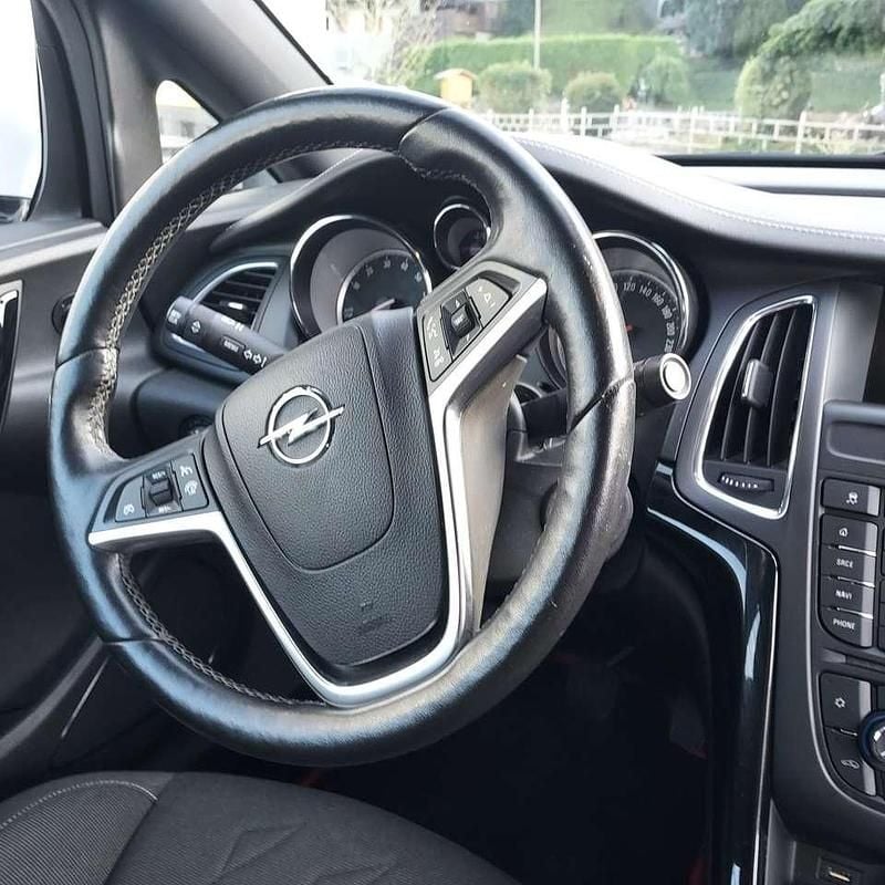 Gebraucht Opel Cascada Edition 140 PS (102 kW) 2015 Cabrio